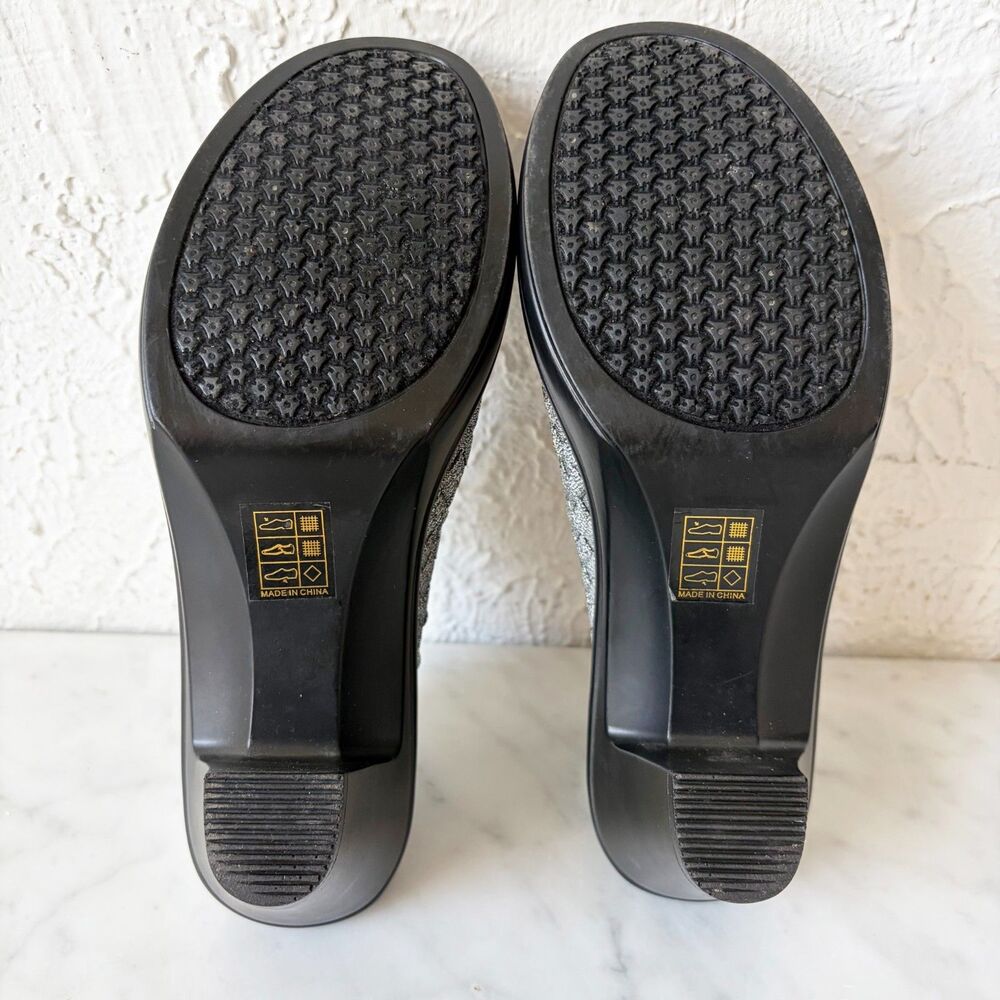 Corkys Woven Stretch Heeled Booties Women's HOT 7 Metallic Grey Slip On - Picture 6 of 8